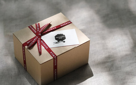 母の日ギフトラッピングがはじまりました