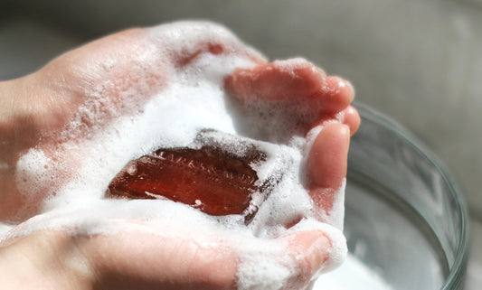 外的刺激から肌を守る<br>春のフェイスケア