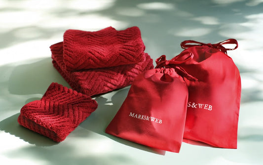 今年はヘリンボーン柄<br>タオルが限定カラーで登場