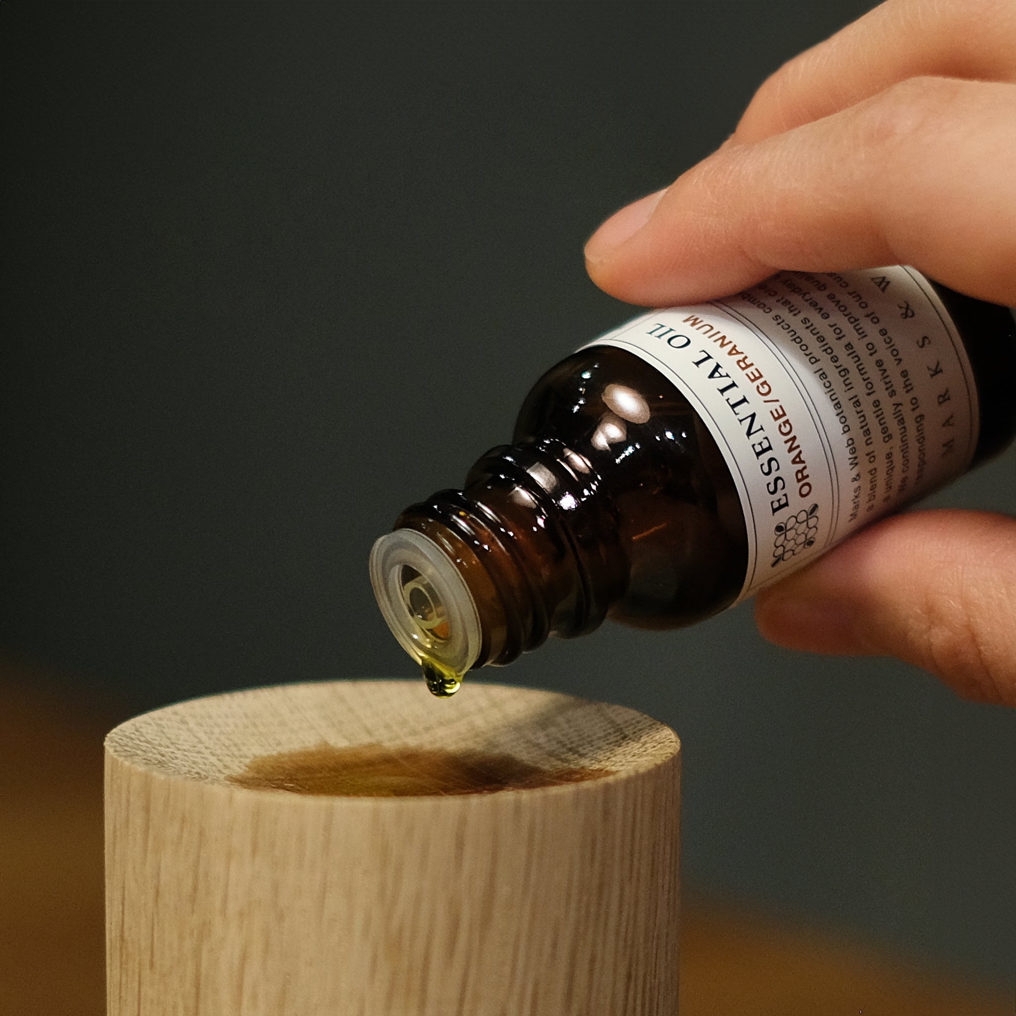 数量限定】エッセンシャルオイル｜エッセンシャルオイル｜MARKS&WEB