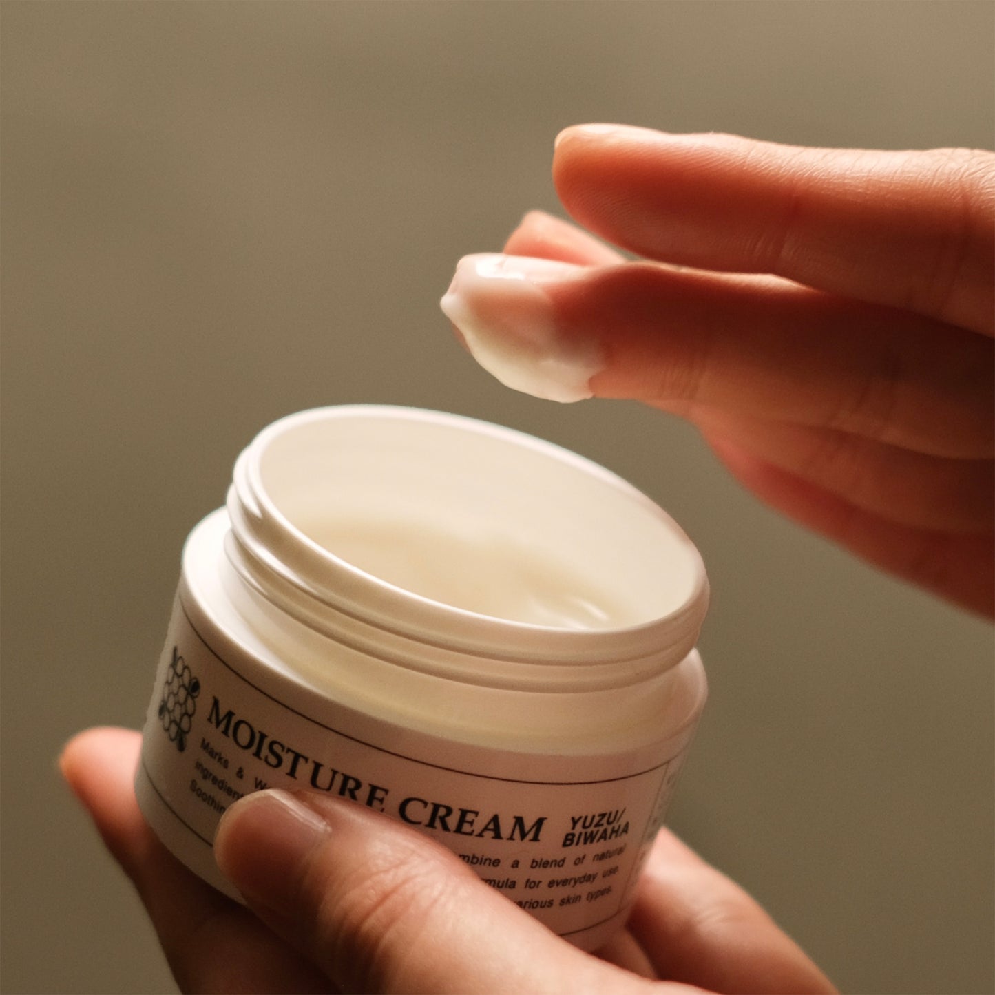 【11月1日(土)発売】ハーバルモイスチャーフェイスクリーム